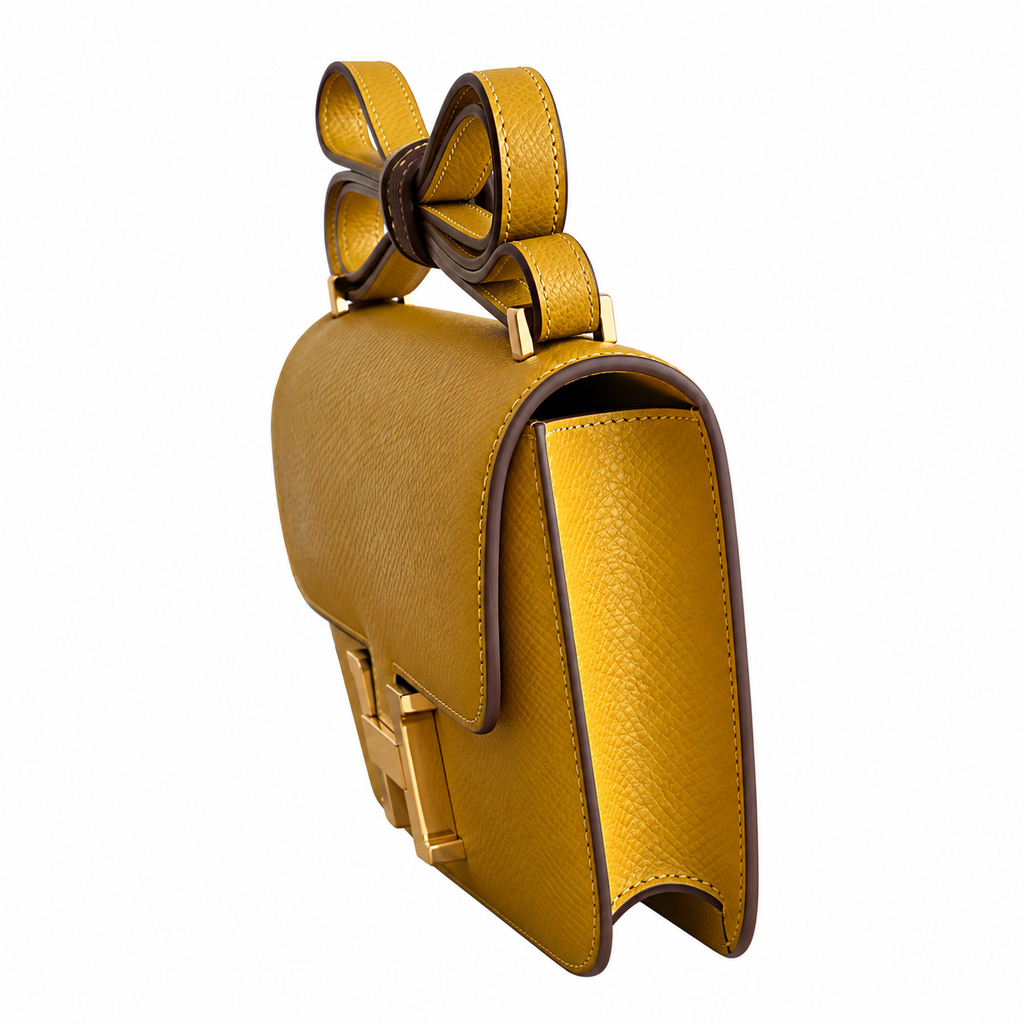 Hermès 26cm Crossbody Bag – Luxury Leather for the Wellness Lifestyle